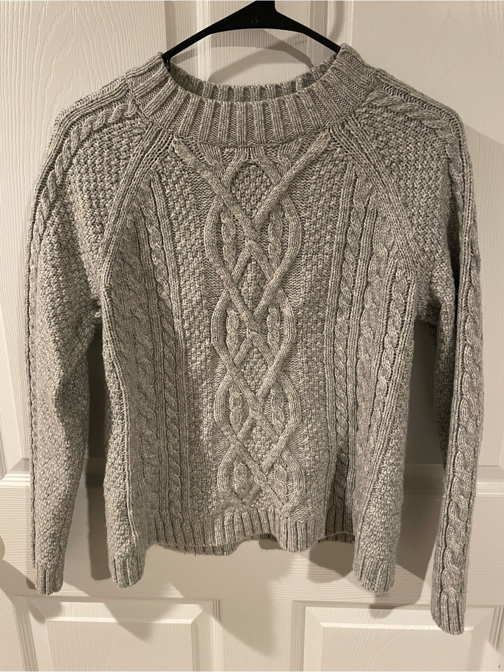 Abercrombie & Fitch Cable Knit Crew Sweater - Light Gray
